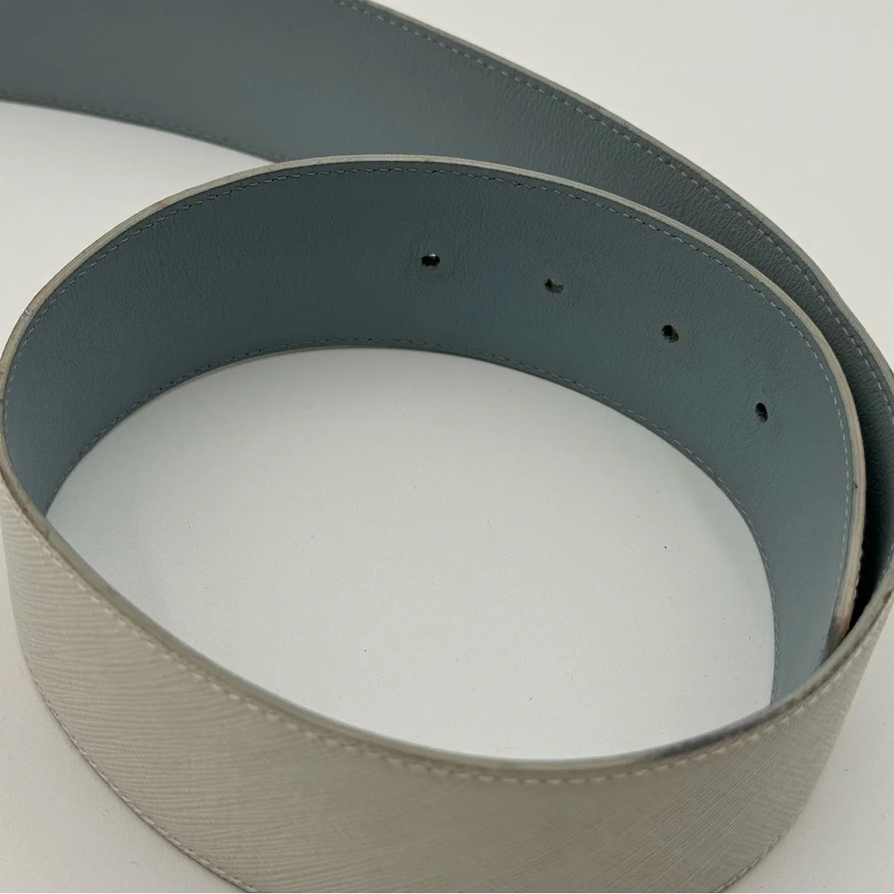 (SOLD) Salvatore Ferragamo Light Gray Fashion Belt (237132) Size 80 - Picture 10 of 12